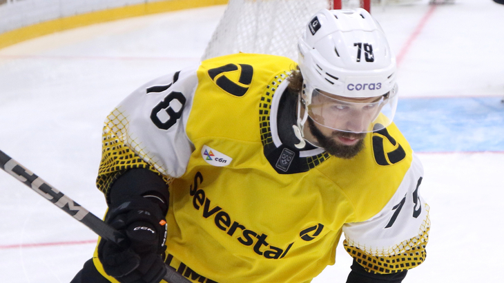 Алексей Кручинин — нападающий «Северстали»