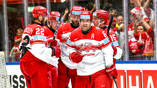 Дания разнесла Венгрию 