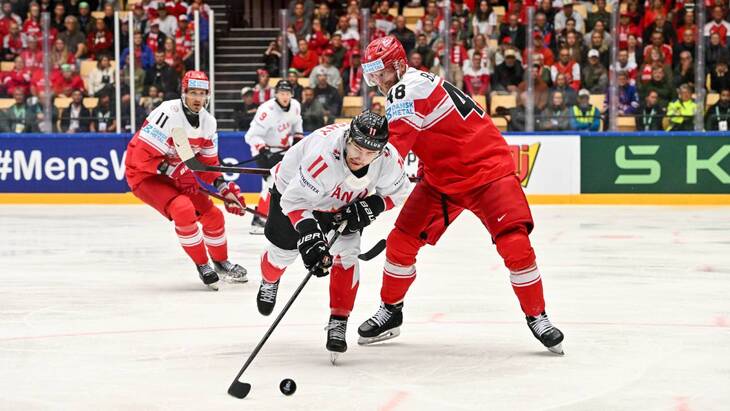 Матч 1/4 финала ЧМ-2025 между сборными Канады и Дании