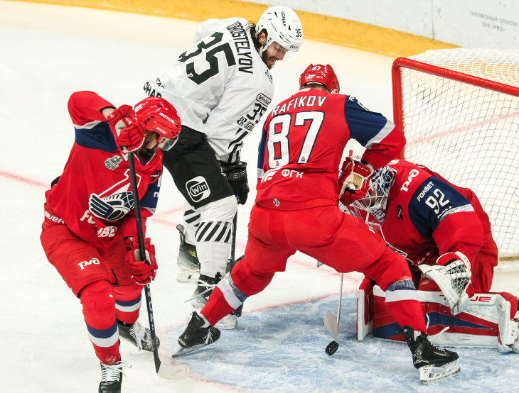 «Трактор» — «Локомотив»