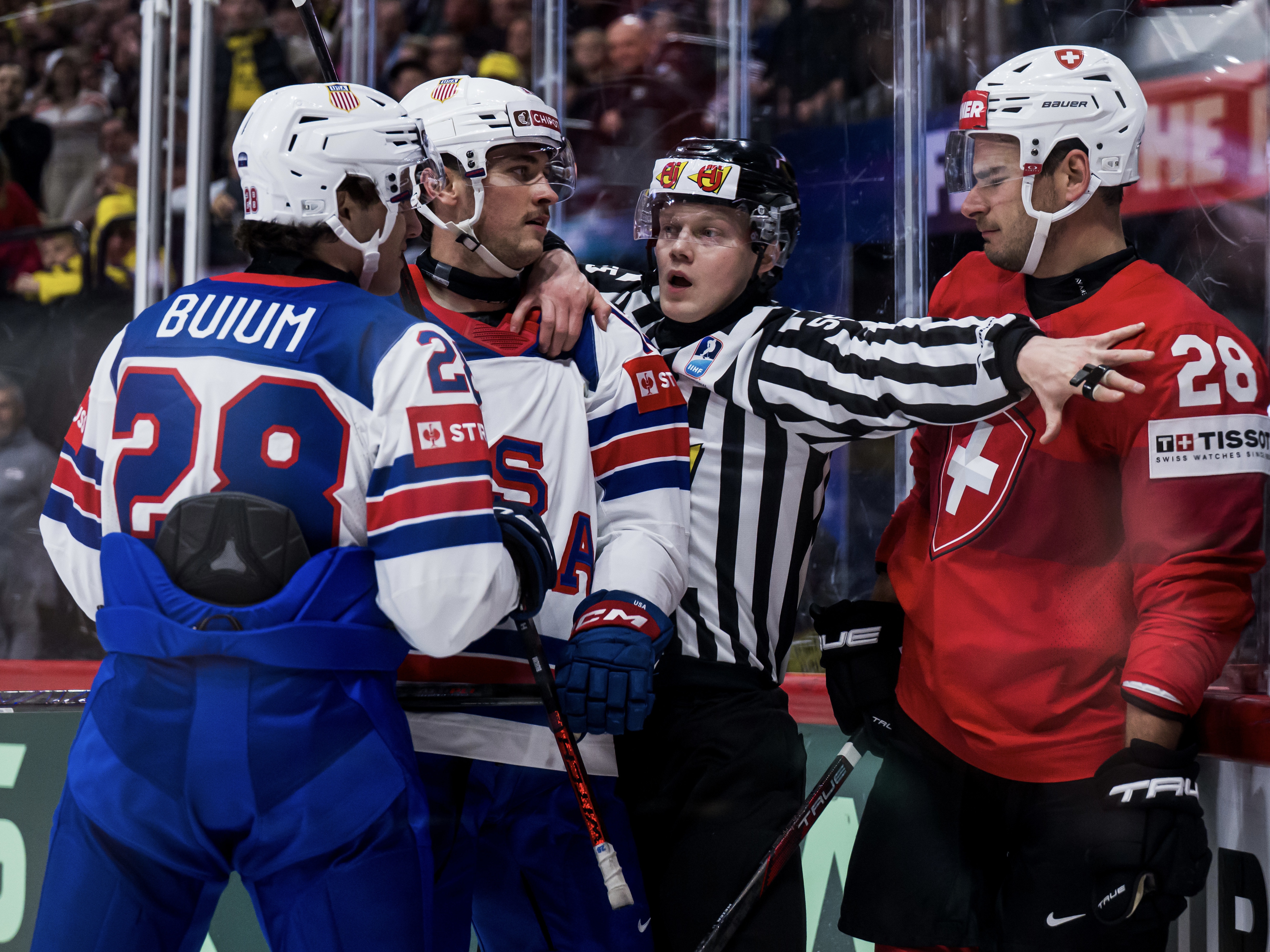 Швейцария — США