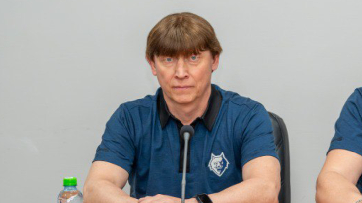 Игорь Гришин — главный тренер «Нефтехимика»