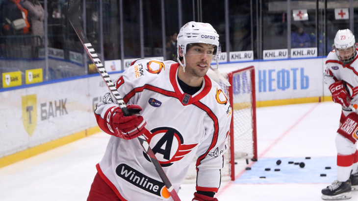 Джесси Блэкер вернулся в «Автомобилист»