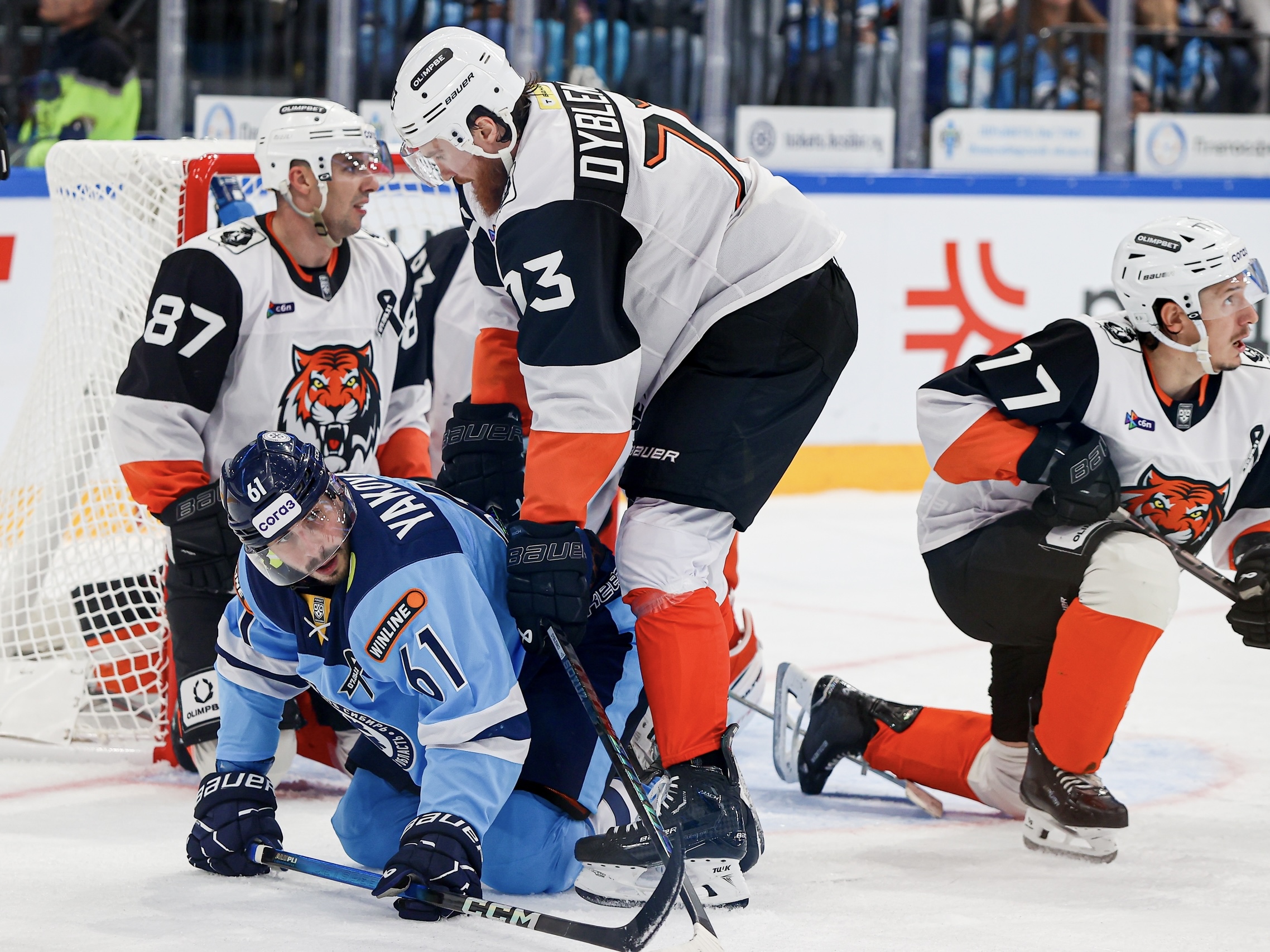 «Сибирь» проиграла «Амуру»