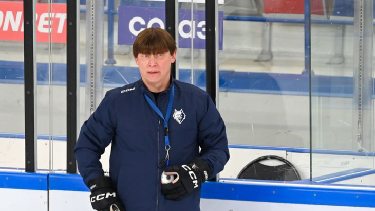 Игорь Гришин — главный тренер «Нефтехимика»