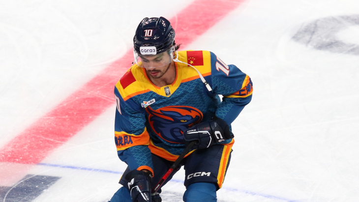 Ник Меркли — нападающий «Шанхайских Драконов»