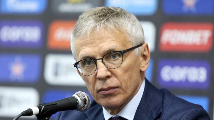 Игорь Ларионов