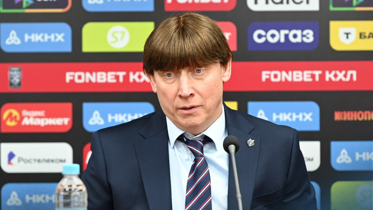 Игорь Гришин — главный тренер «Нефтехимика»