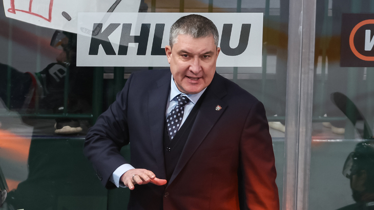 Анвар Гатиятулин — главный тренер «Ак Барса»