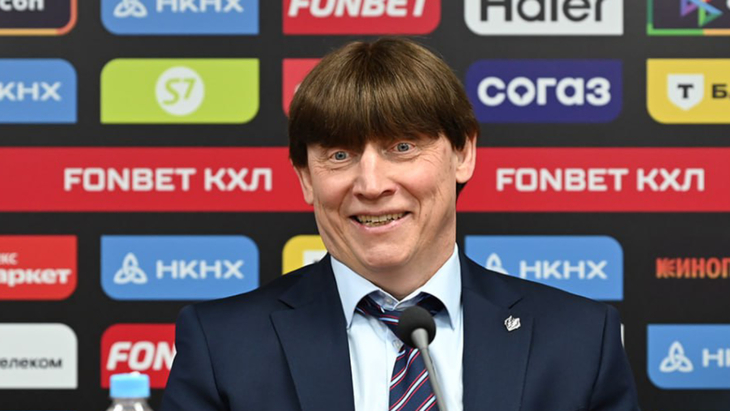 Игорь Гришин — главный тренер «Нефтехимика»