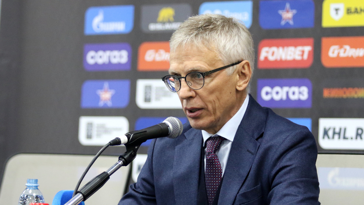 Игорь Ларионов