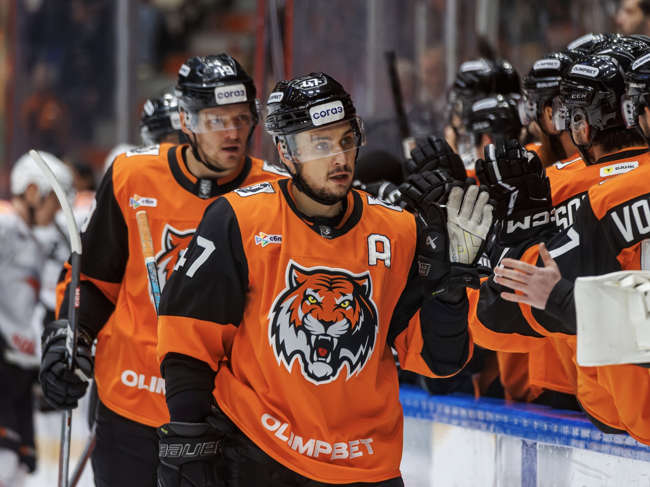 «Амур» обыграл «Авангард»