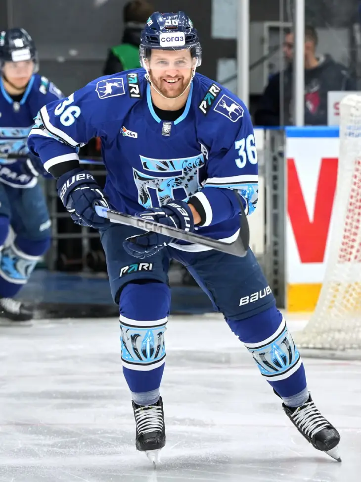 На игру как на праздник