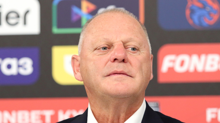 Жерар Галлан — главный тренер «Шанхайских Драконов»