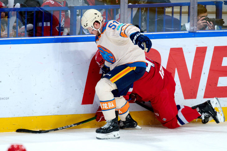 «Локомотив» — «Шанхайские Драконы»