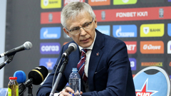 Игорь Ларионов