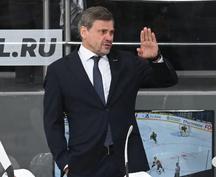 Дмитрий Квартальнов 1000 матчей в КХЛ