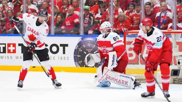 Фрагмент матча Канада — Дания