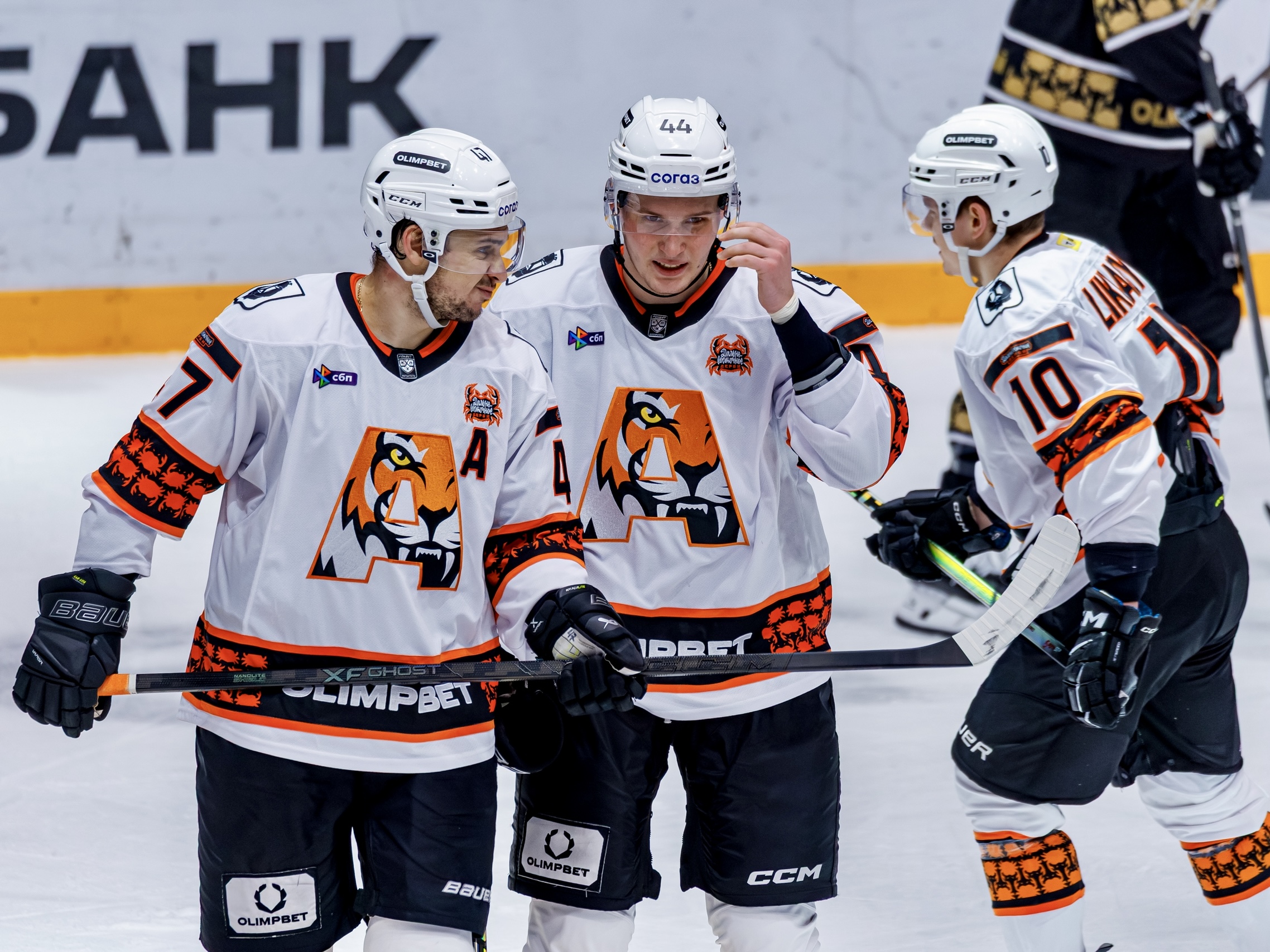 «Амур» уступил «Адмиралу»