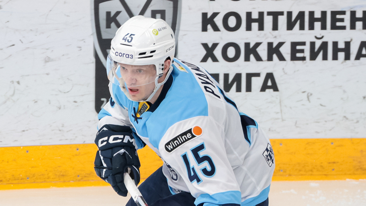 Валентин Пьянов — нападающий «Сибири»