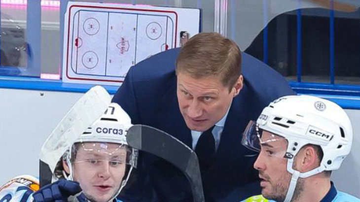 Ярослав Люзенков — главный тренер «Сибири»