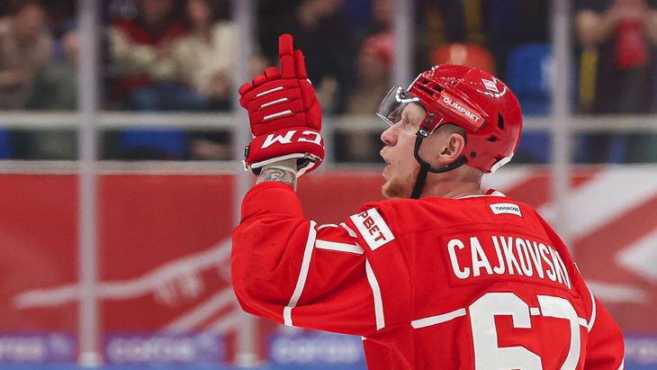 Михал Чайковский продолжит карьеру в «Тракторе»