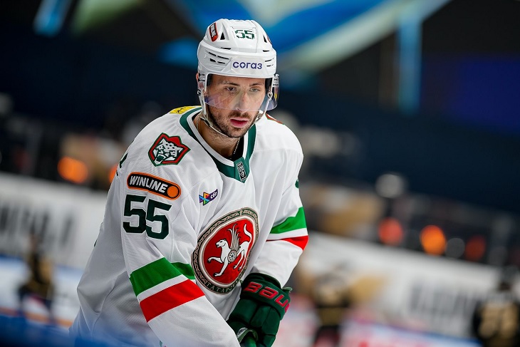 Александр Хмелевский