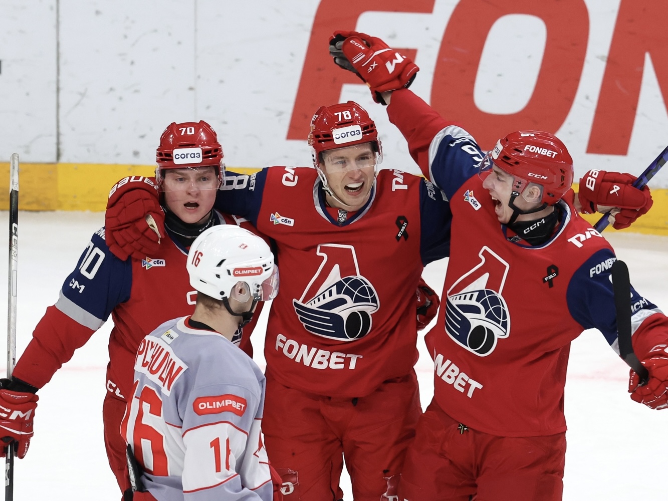 «Локомотив» обыграл «Спартак»