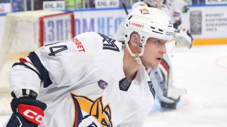 Дмитрий Силантьев — нападающий «Металлурга»