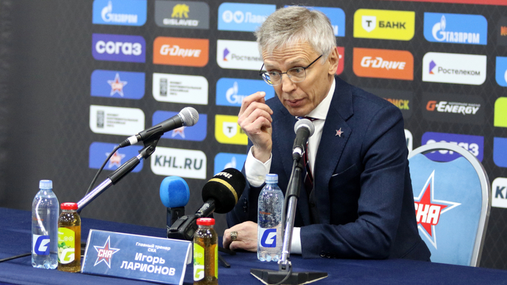 Игорь Ларионов