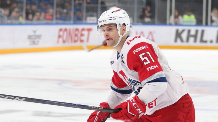 Байрон Фрейз — нападающий «Локомотива»