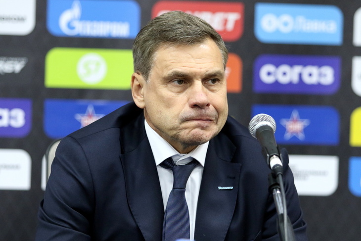 Дмитрий Квартальнов