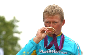 Александр Винокуров