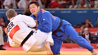 Ким Чже Бум в финале против Бишопа