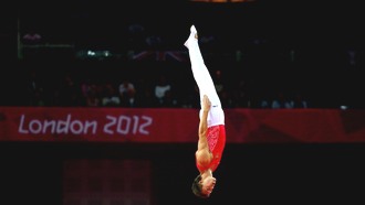 Дмитрий Ушаков во время выступления