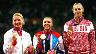 Лили Шварцкопф, Джессика Эннис и Татьяна Чернова