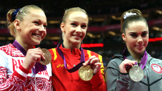 Мария Пасека, Сандра Избаша, Маккейла Мэрони