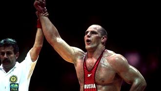 Александр Карелин