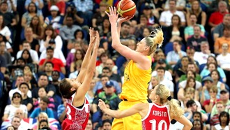 Лорен Джексон в атаке