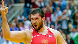 Билял Махов