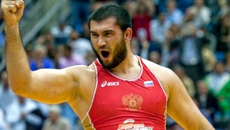 Билял Махов