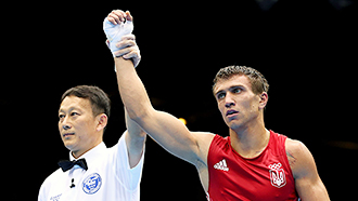 Василий Ломаченко