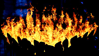 Олимпийский огонь пока еще горит