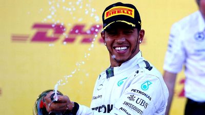 Льюис Хэмилтон