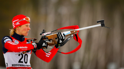 Яна Романова