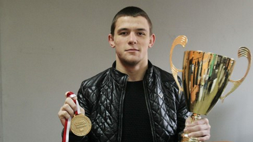 Артем Сурков