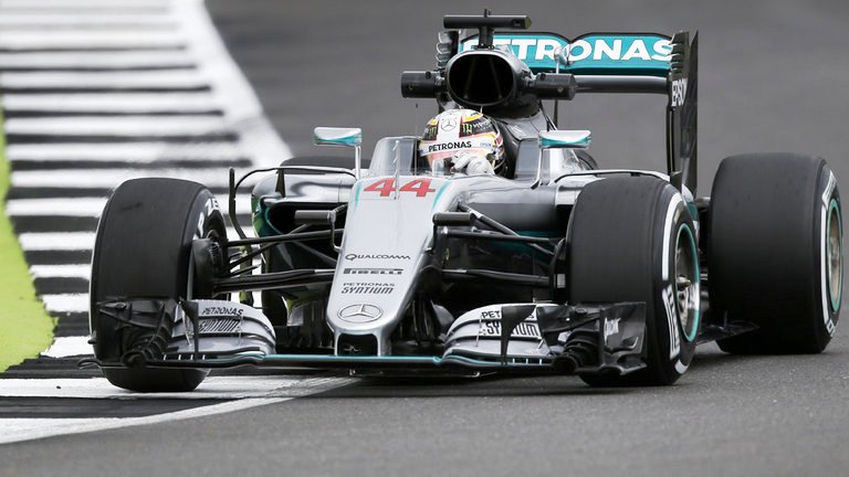 Льюис Хэмилтон