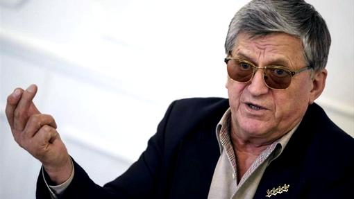 Александр Тихонов