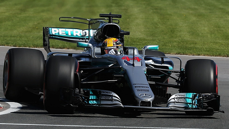 Льюис Хэмилтон