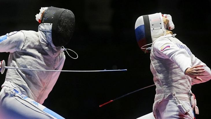 Инна Дериглазова (справа)